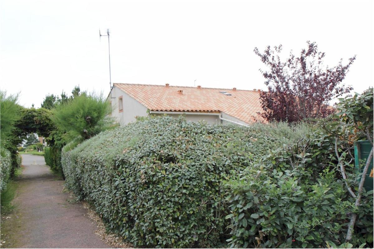 פורניק Petite Maison Dans Residence Avec Piscine Proche Plage Et Centre Ville A Pied מראה חיצוני תמונה